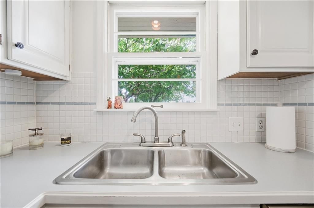 2808 W 51st Terrace — photo 26