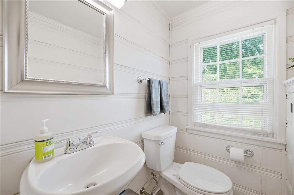 2808 W 51st Terrace — photo 39