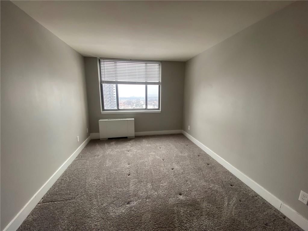600 E 8th Street — photo 14