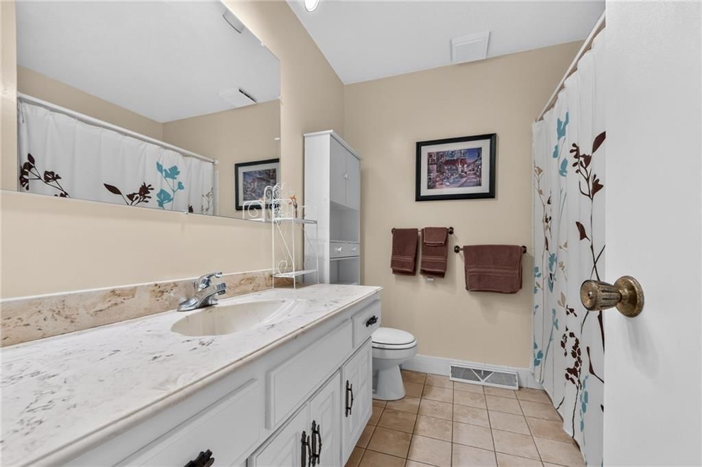 15007 Northern Hills Drive — photo 24