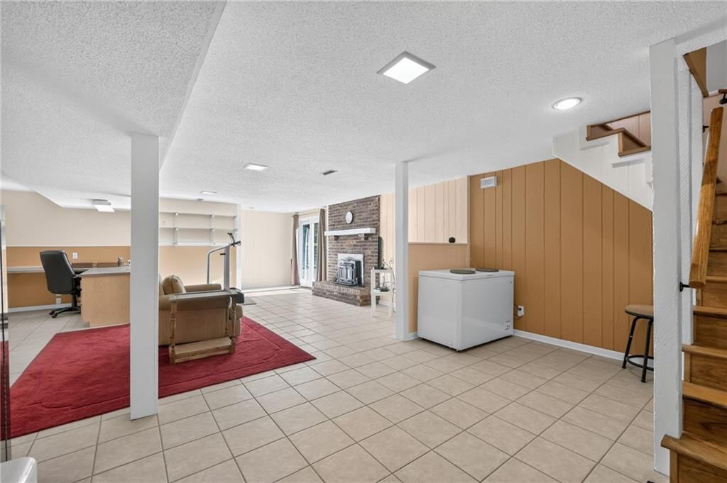 15007 Northern Hills Drive — photo 32