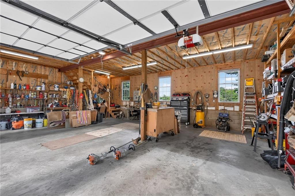15007 Northern Hills Drive — photo 36