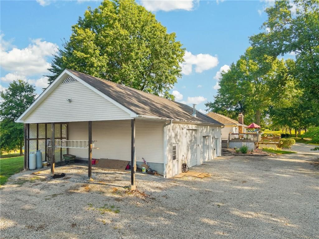 15007 Northern Hills Drive — photo 40
