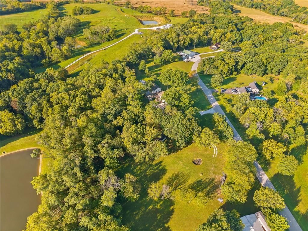 15007 Northern Hills Drive — photo 43