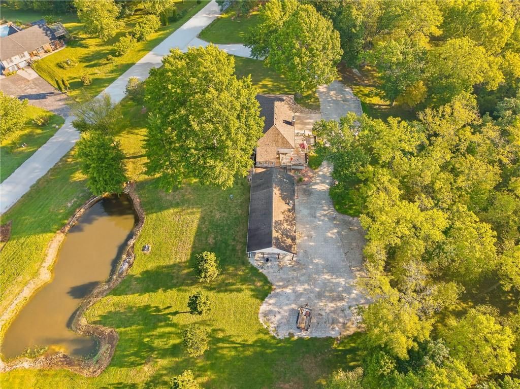 15007 Northern Hills Drive — photo 47