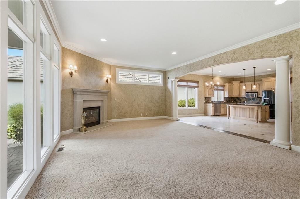 15212 Fontana Street — photo 12