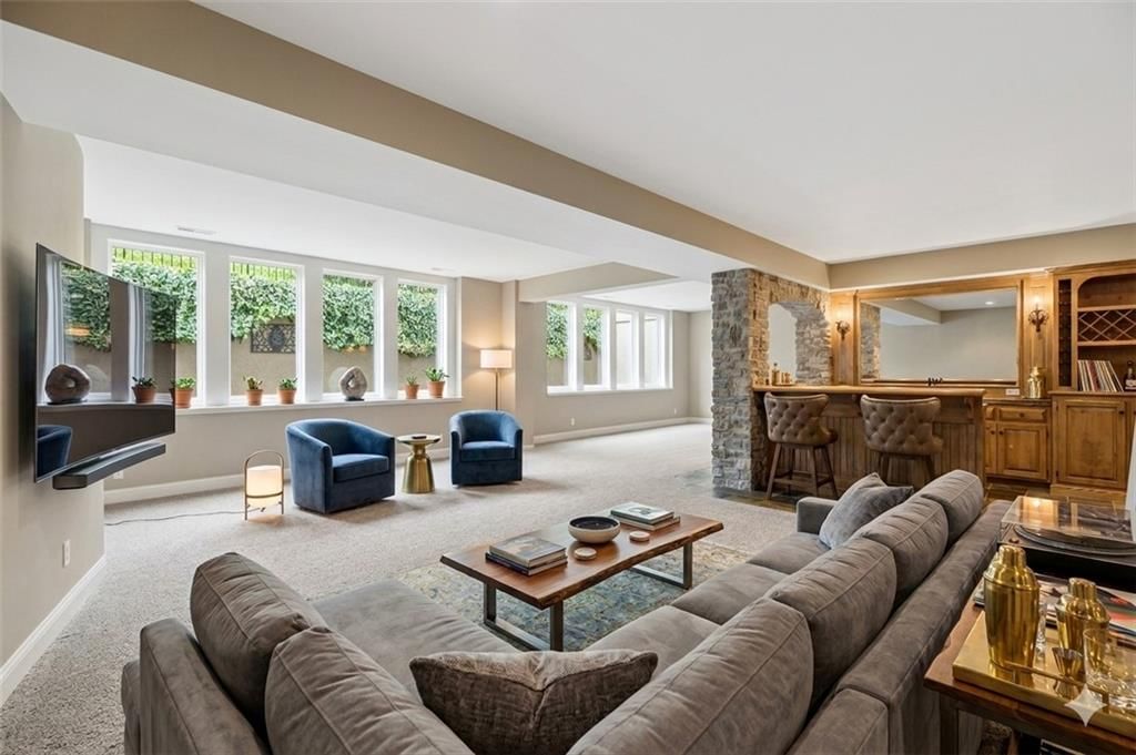 15212 Fontana Street — photo 30