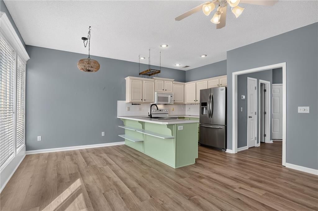 2022 Madison Drive — photo 6