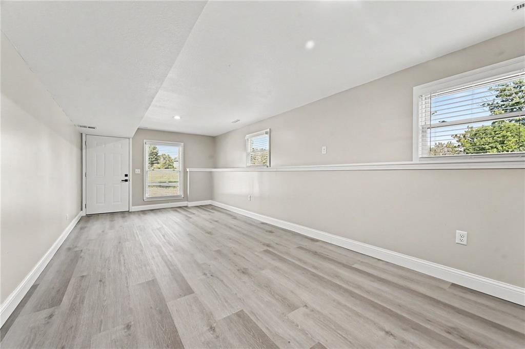12223 Hills Road — photo 24