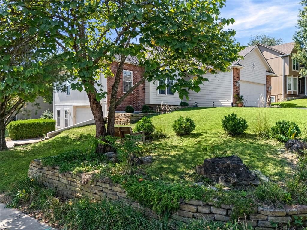 1608 NE Craigievar Court — photo 38