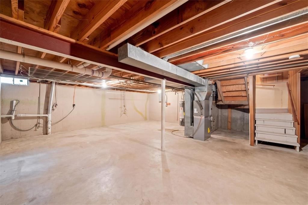10242 Foster Street — photo 8