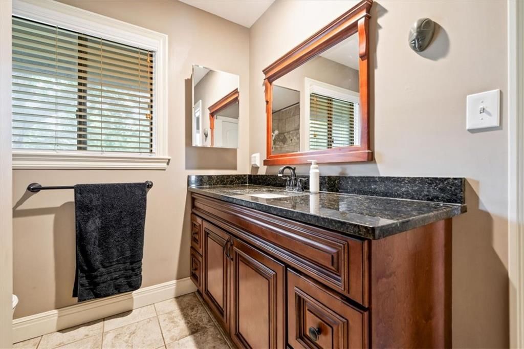 10242 Foster Street — photo 10