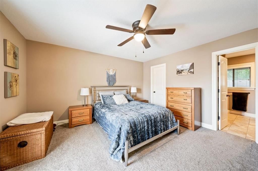 10242 Foster Street — photo 13