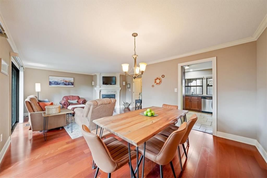 10242 Foster Street — photo 17
