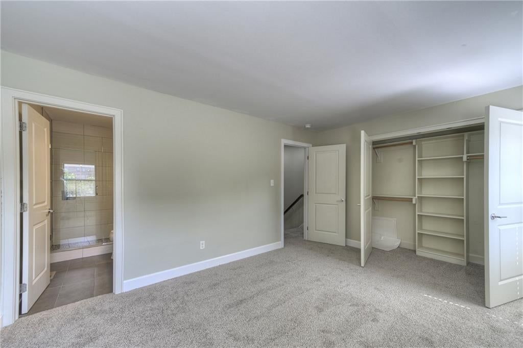 431 W 10th Street — photo 15