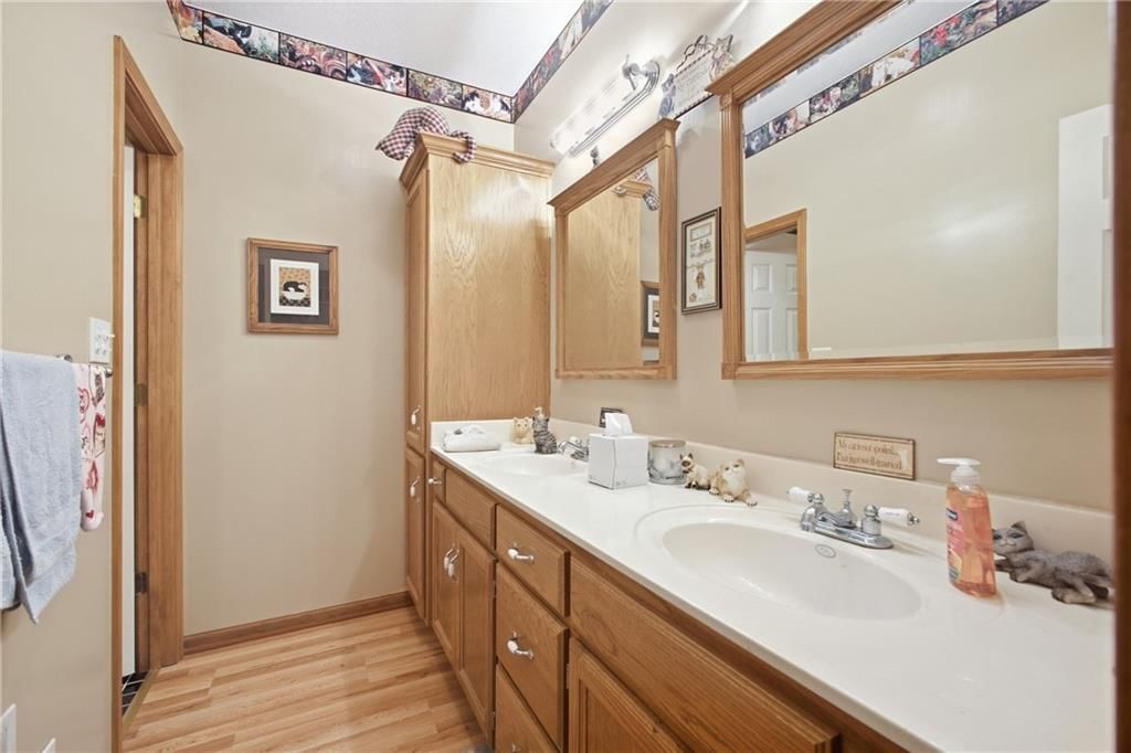 502 NE Fox Trail Drive — photo 17
