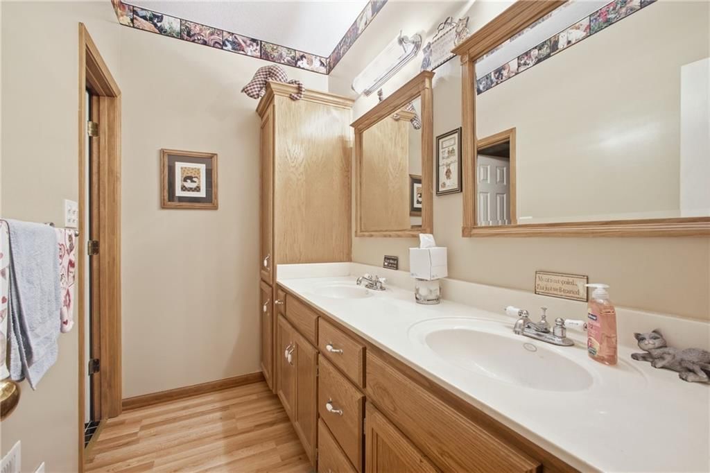 502 NE Fox Trail Drive — photo 27