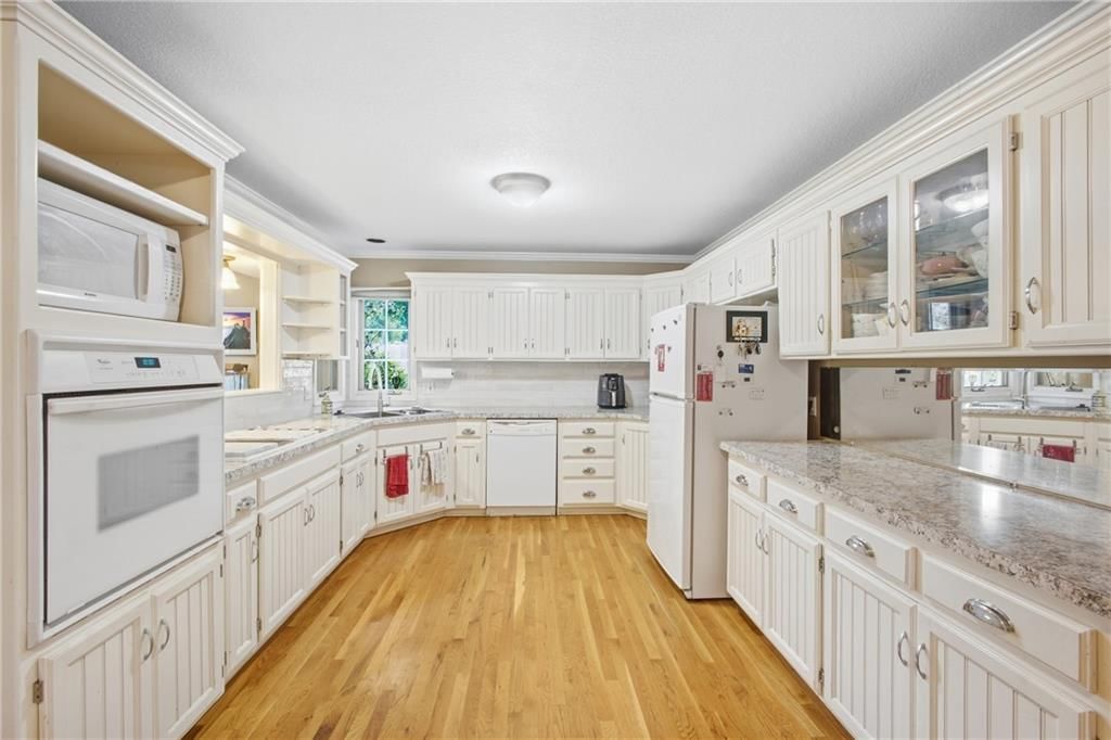 502 NE Fox Trail Drive — photo 29