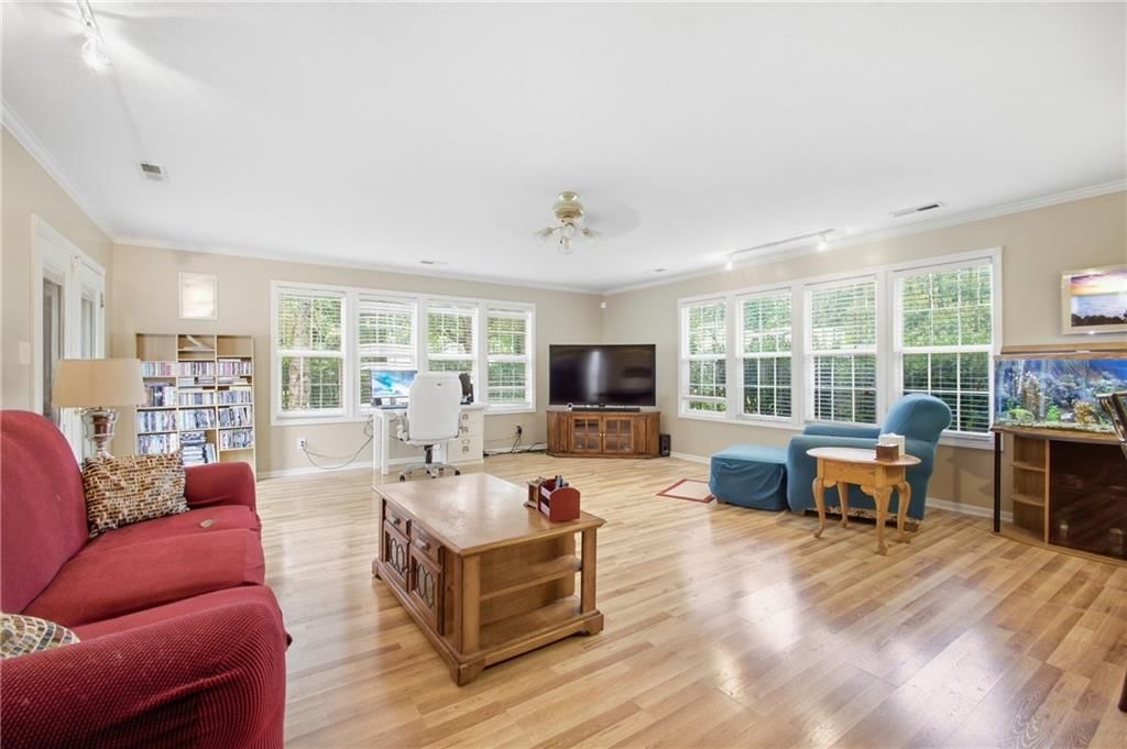 502 NE Fox Trail Drive — photo 33