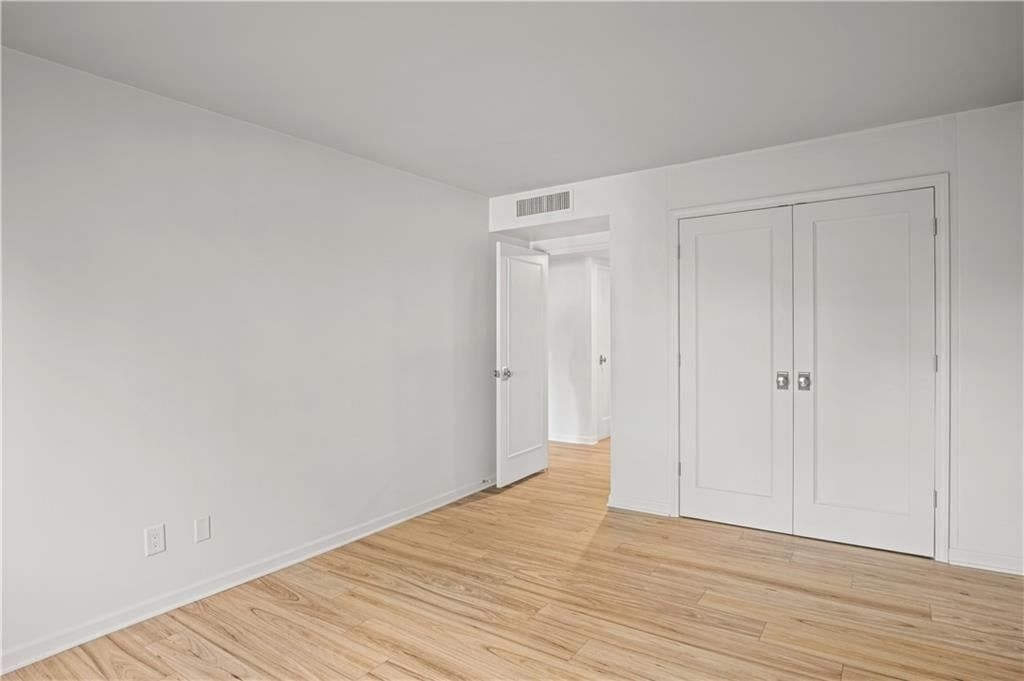 4550 Warwick Boulevard — photo 10