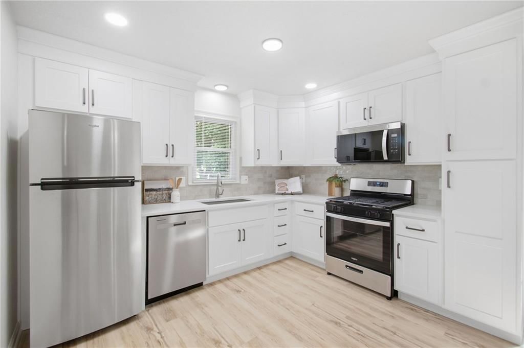 713 SW Williams Street — photo 7
