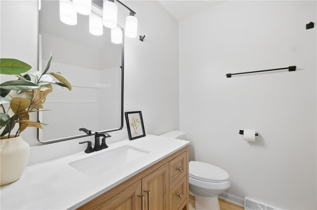 713 SW Williams Street — photo 12