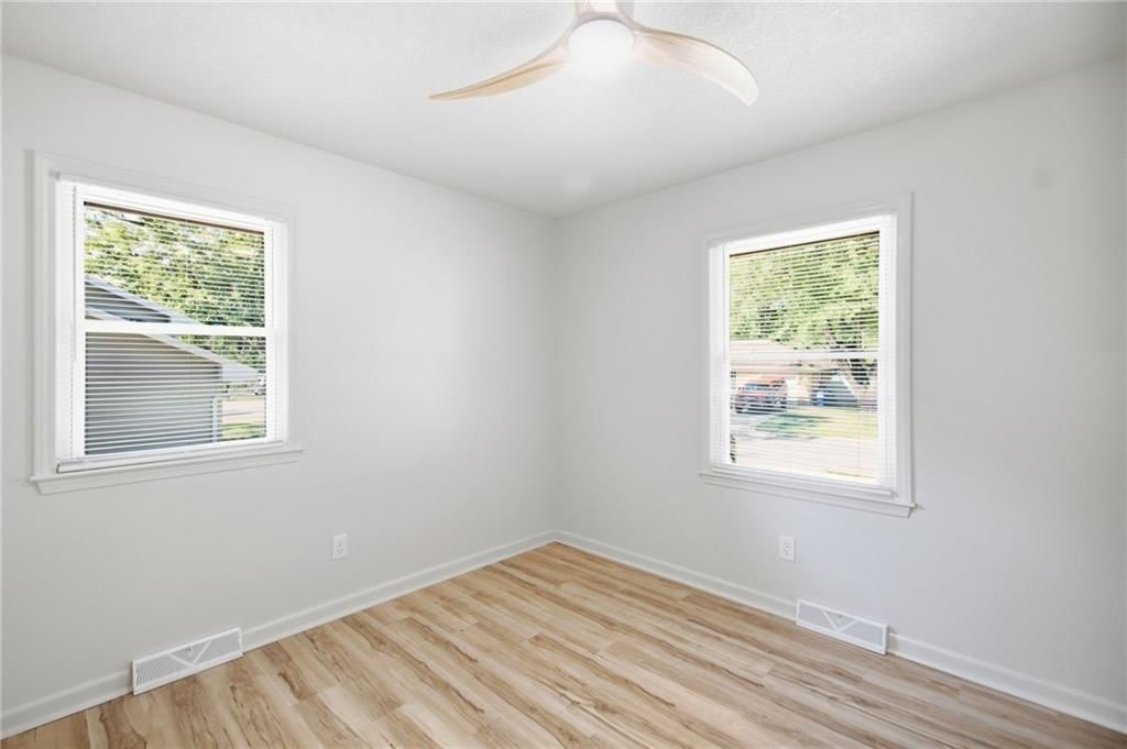 713 SW Williams Street — photo 16