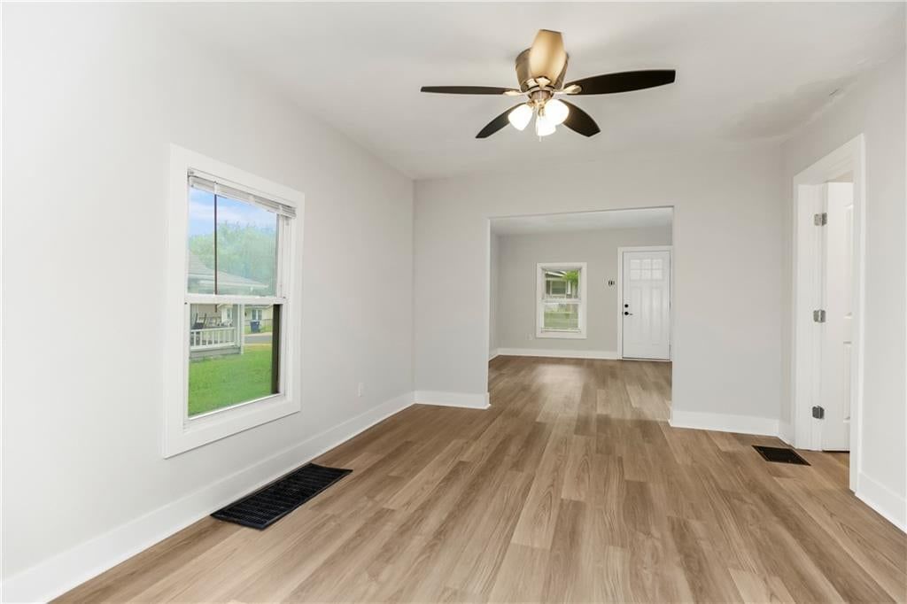 3911 Myrtle Avenue — photo 5