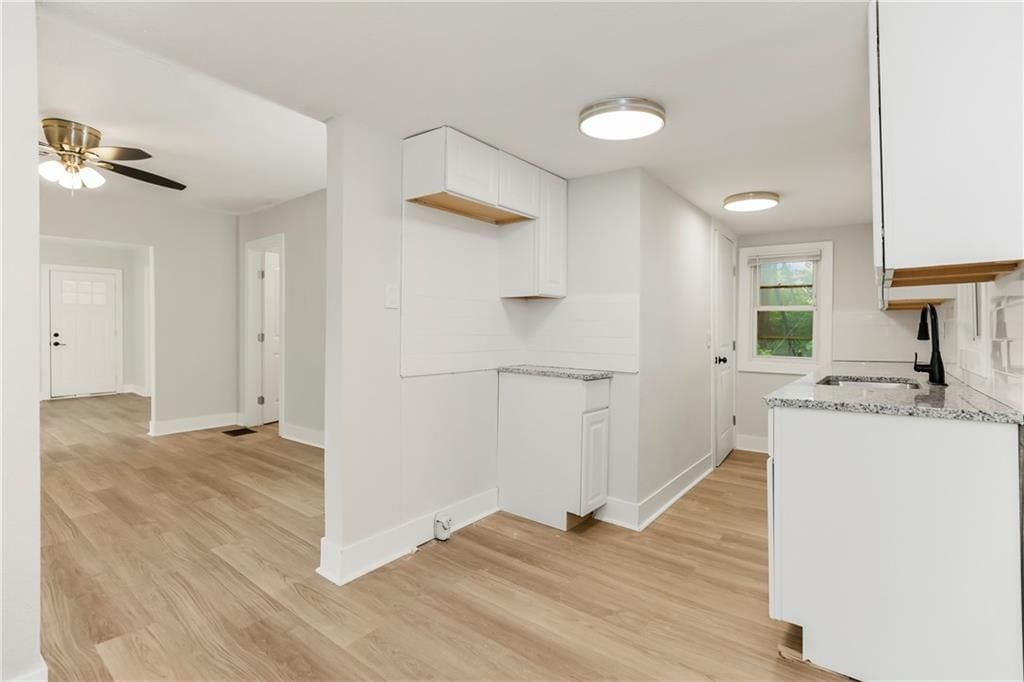 3911 Myrtle Avenue — photo 11