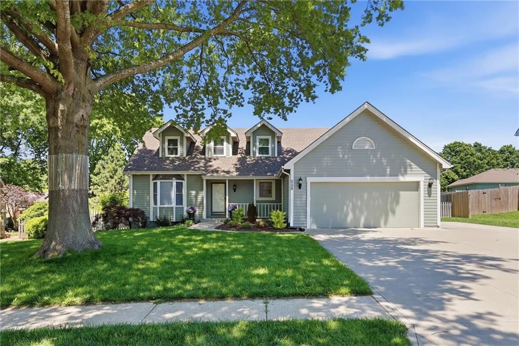 528 NE Bordner Drive — photo 1