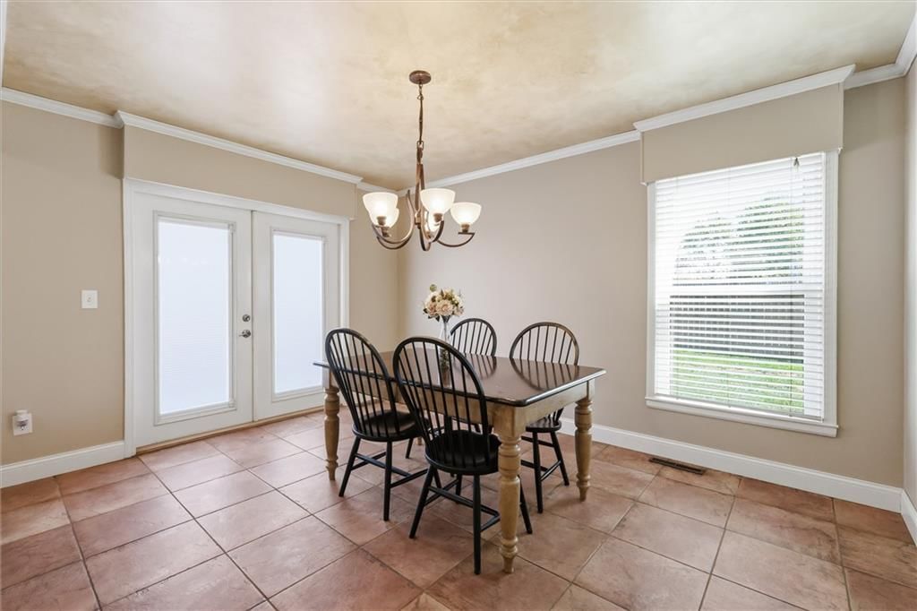 528 NE Bordner Drive — photo 12