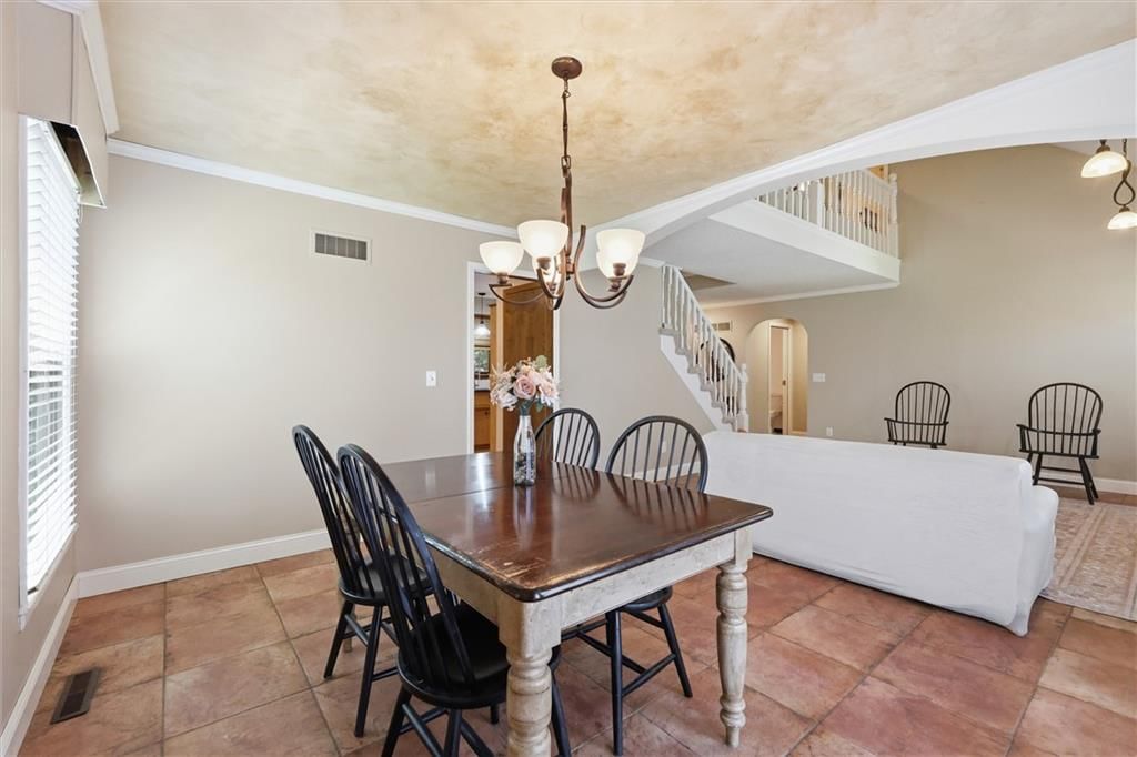 528 NE Bordner Drive — photo 13