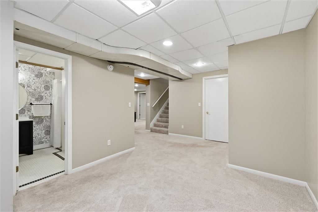 528 NE Bordner Drive — photo 30