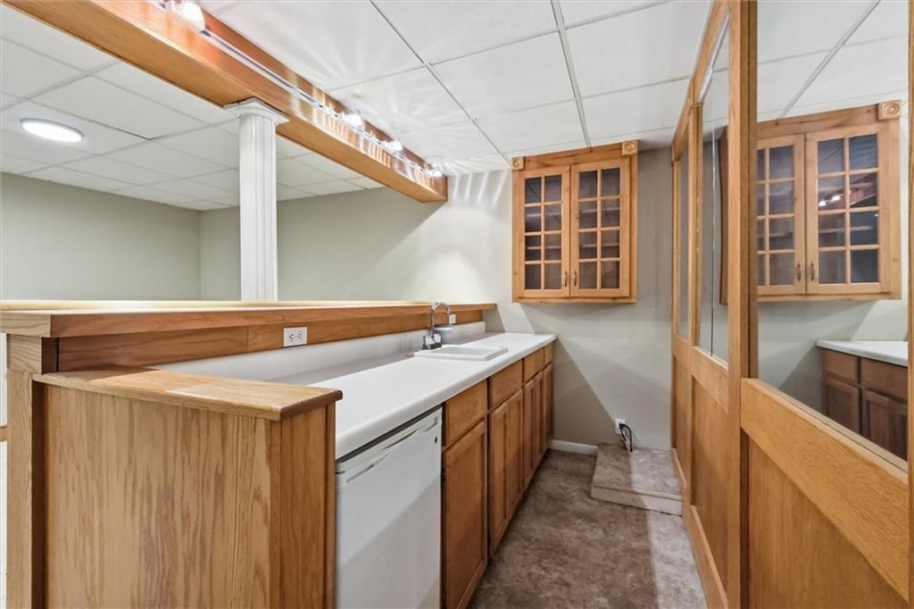 528 NE Bordner Drive — photo 32