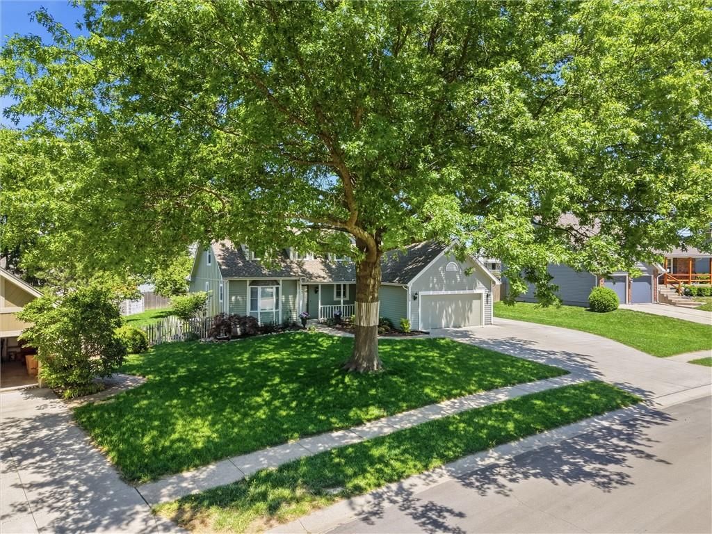 528 NE Bordner Drive — photo 43