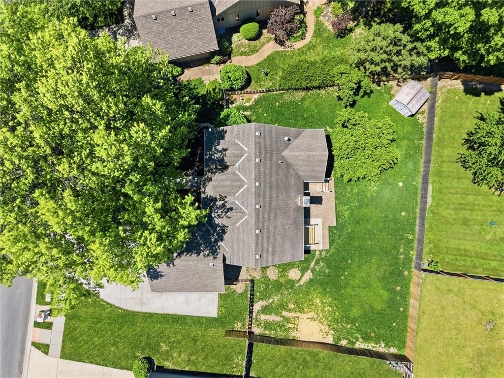 528 NE Bordner Drive — photo 45