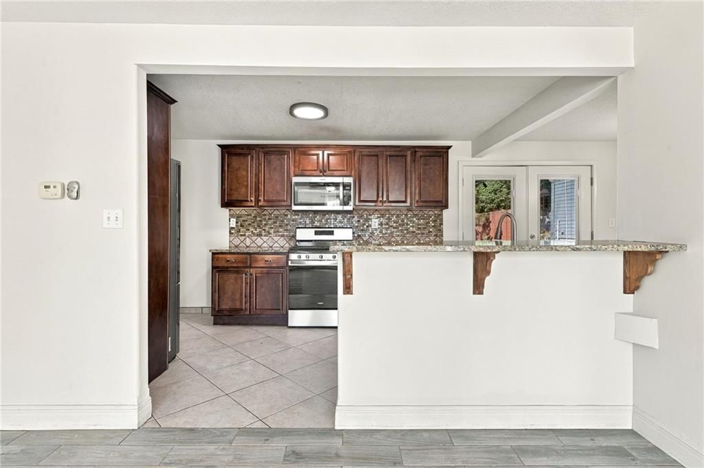 3306 Hagemann Street — photo 10