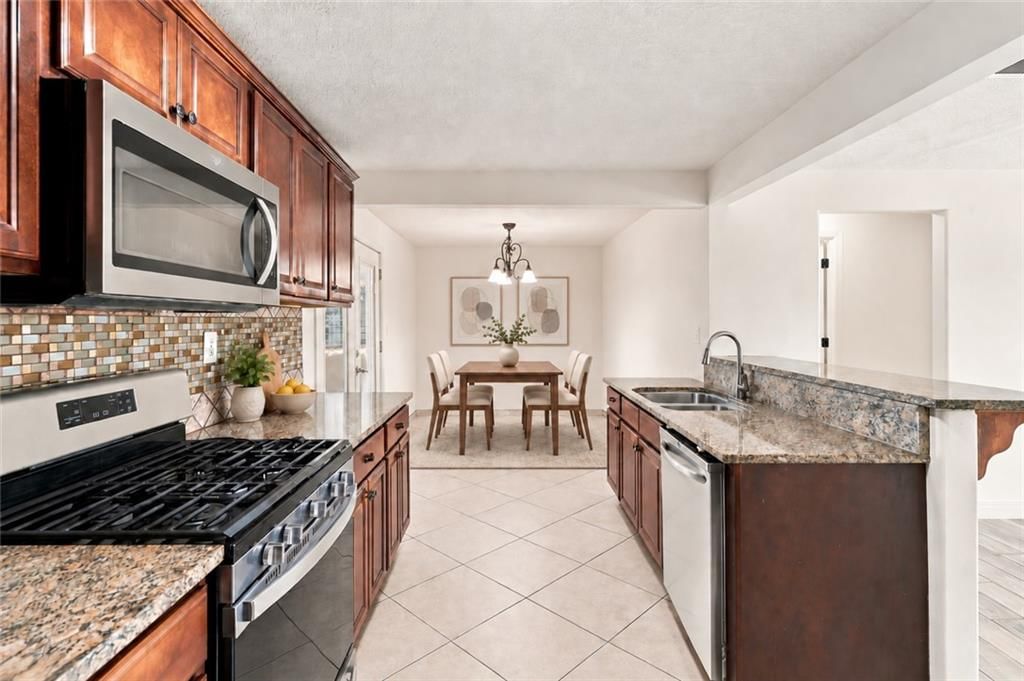 3306 Hagemann Street — photo 11