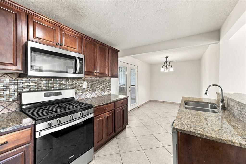 3306 Hagemann Street — photo 13
