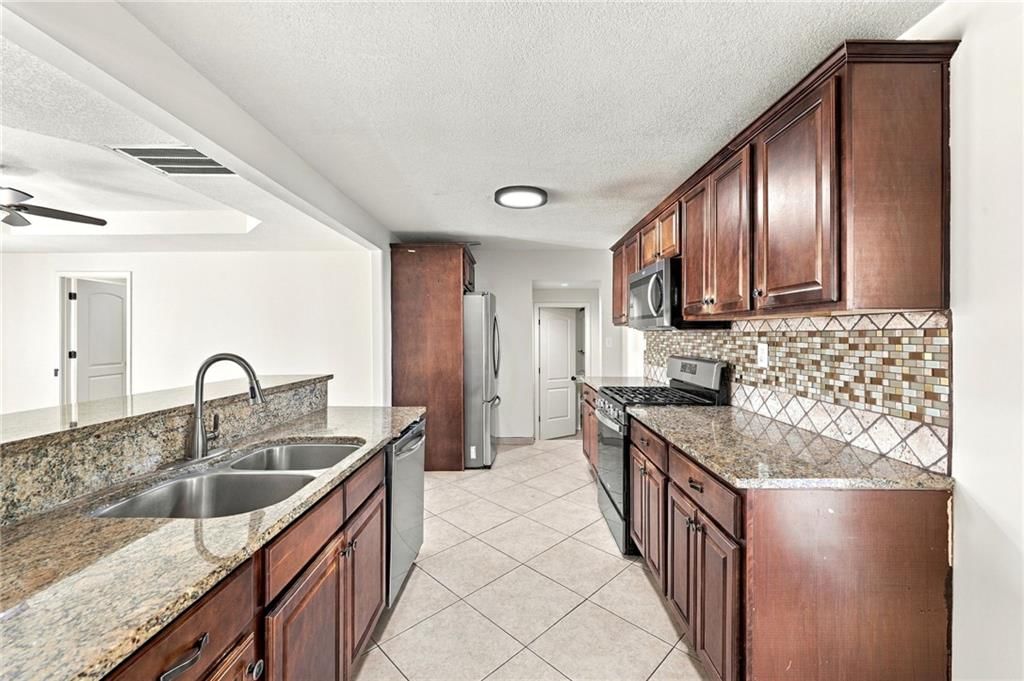 3306 Hagemann Street — photo 14