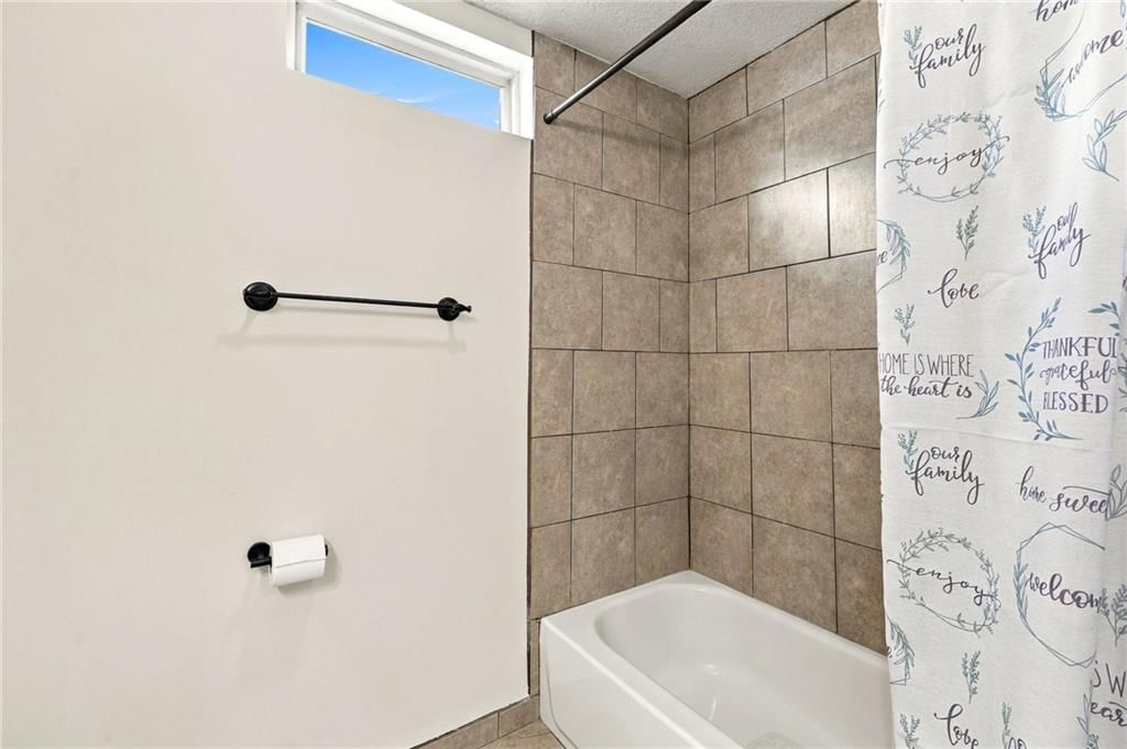 3306 Hagemann Street — photo 23