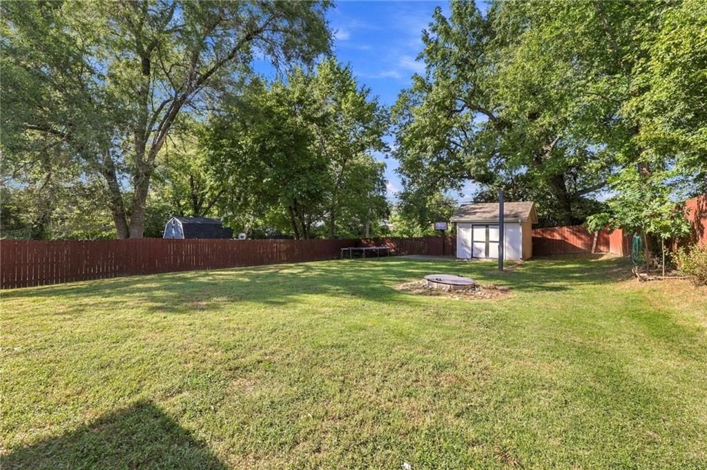 3306 Hagemann Street — photo 45