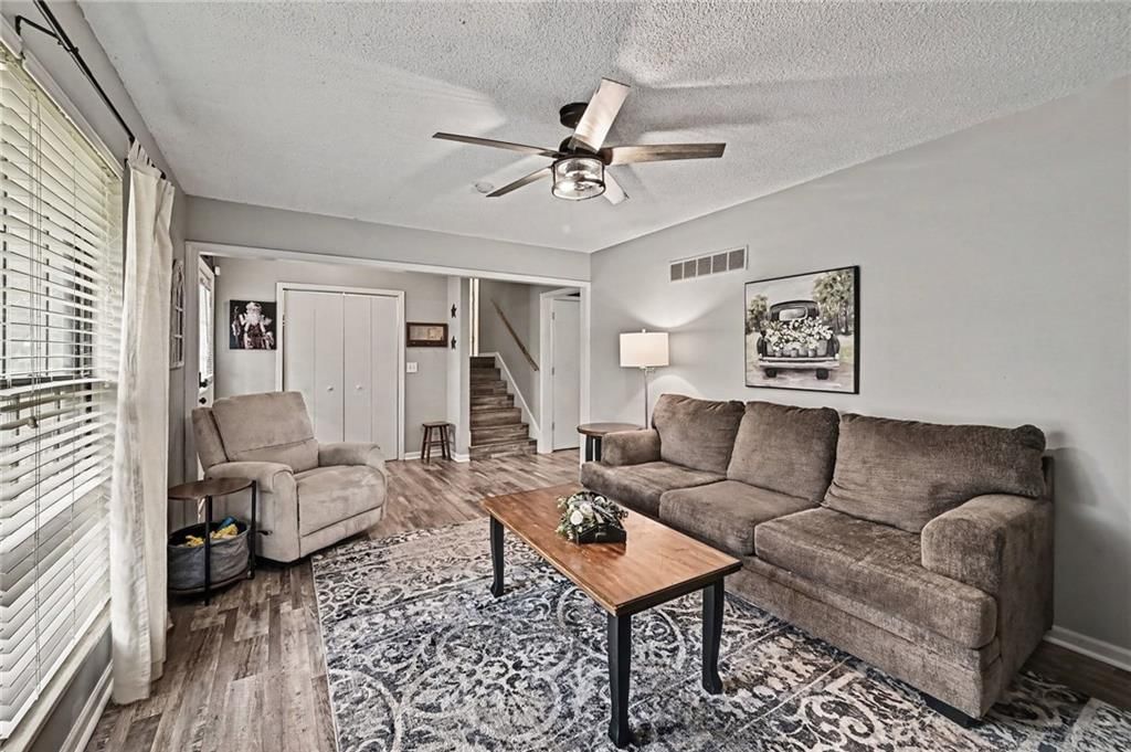 11225 N Tracy Avenue — photo 7