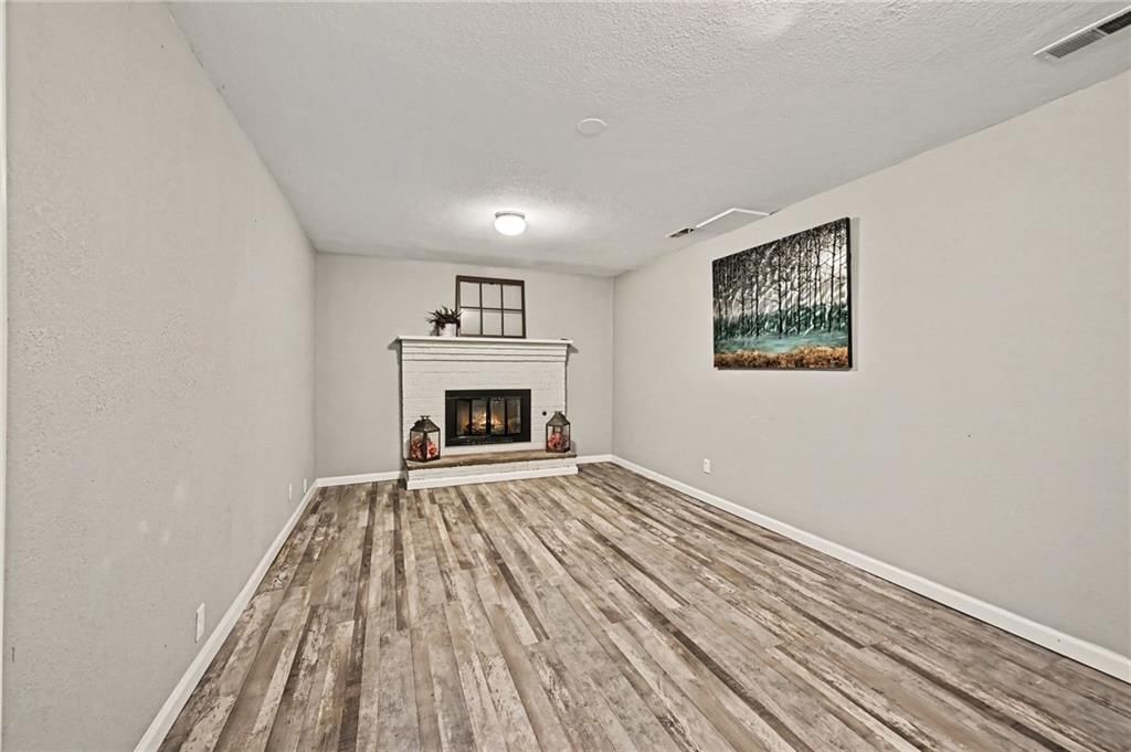 11225 N Tracy Avenue — photo 19
