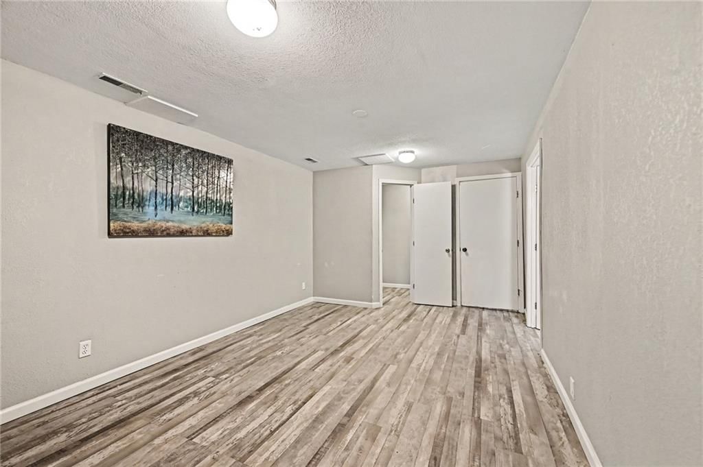 11225 N Tracy Avenue — photo 21