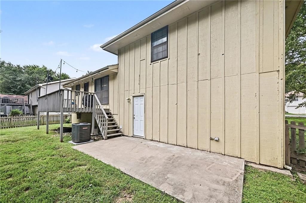 11225 N Tracy Avenue — photo 26