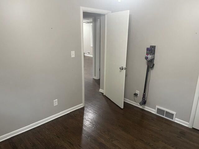 506 E 91st Terrace — photo 7