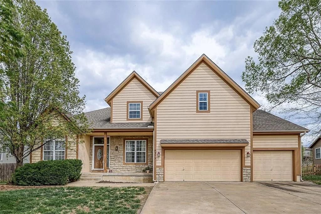 8375 Timber Trails Drive — photo 1