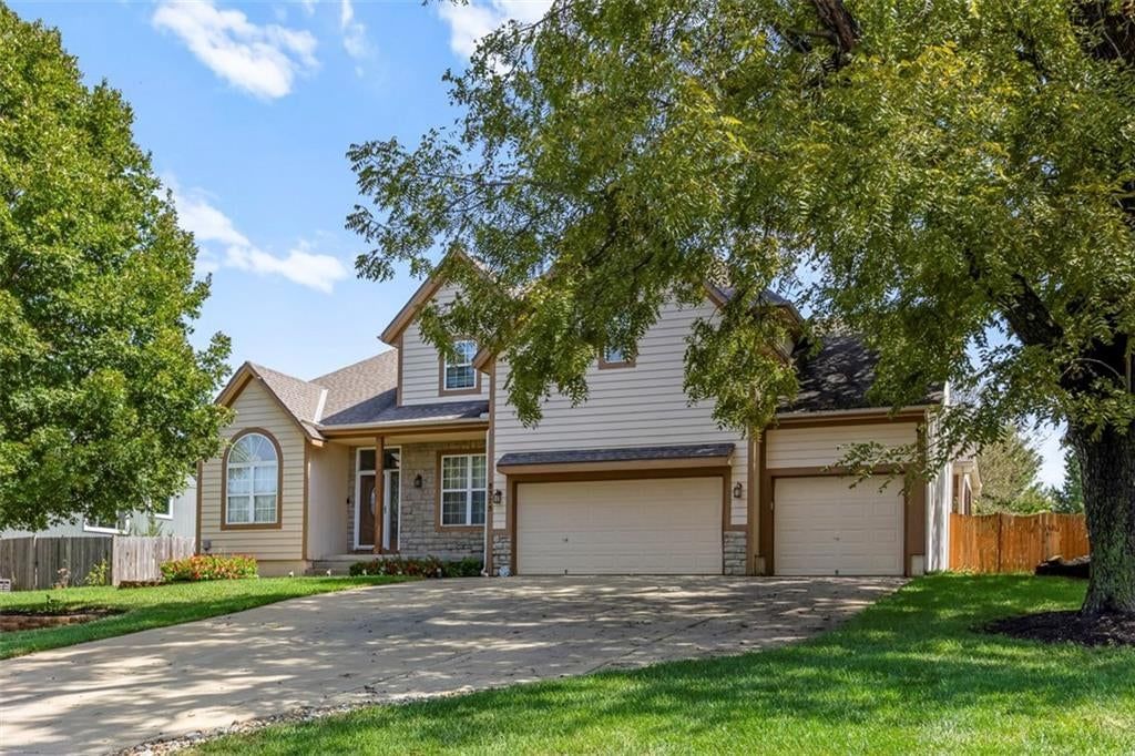 8375 Timber Trails Drive — photo 2