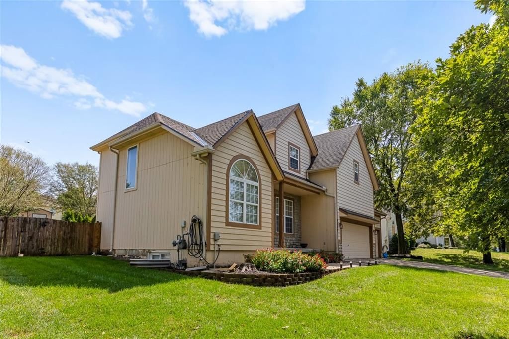 8375 Timber Trails Drive — photo 3